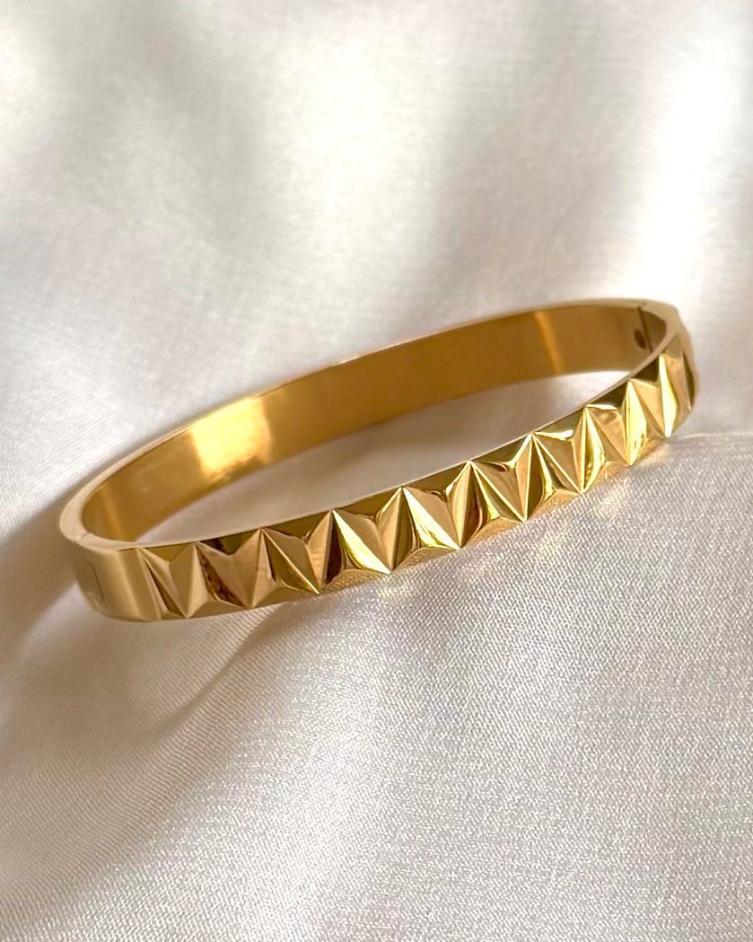 THE ZIA BRACELET