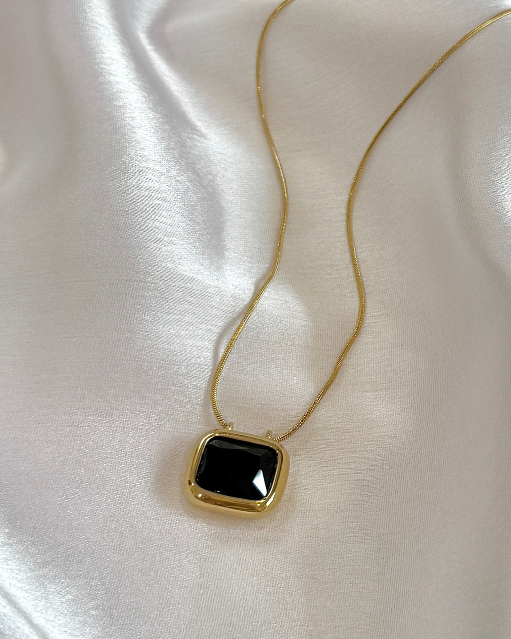 THE ELLORA NECKLACE