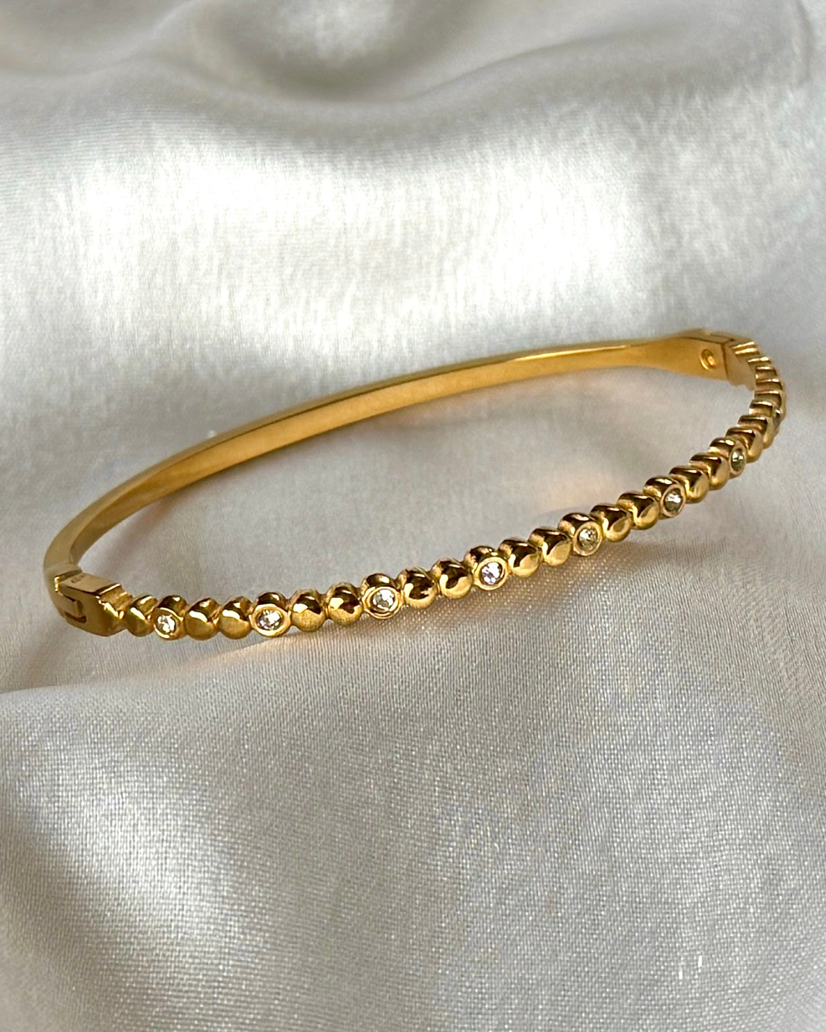 THE JHILMIL BRACELET