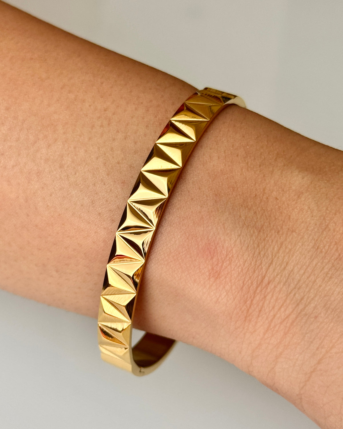 THE ZIA BRACELET