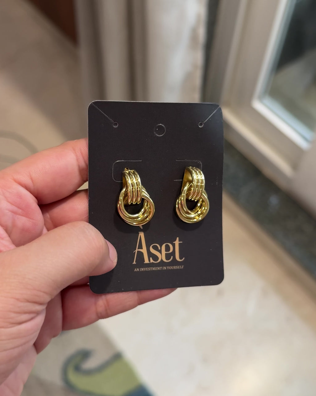 THE RISHTA EARRINGS